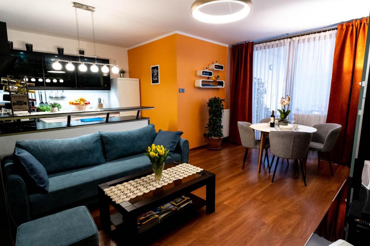 Torre Verona Apartment - 70M2, Terrace, Garage كراكوفيا المظهر الخارجي الصورة