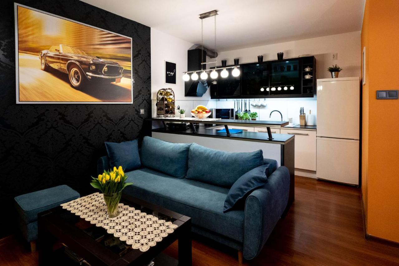 Torre Verona Apartment - 70M2, Terrace, Garage كراكوفيا المظهر الخارجي الصورة