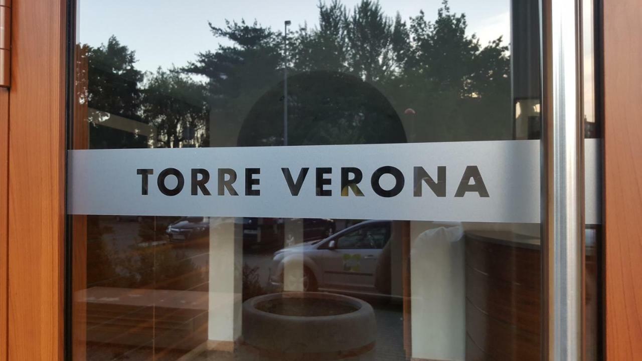 Torre Verona Apartment - 70M2, Terrace, Garage كراكوفيا المظهر الخارجي الصورة